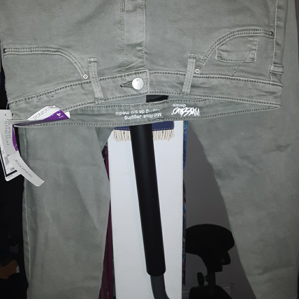 Mossimo jeans